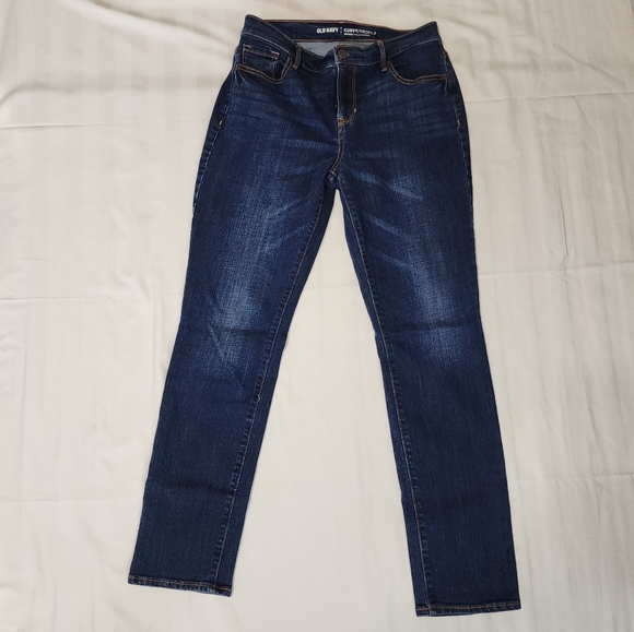 Old Navy Curvy Jean's size 4 - Picture 6 of 9